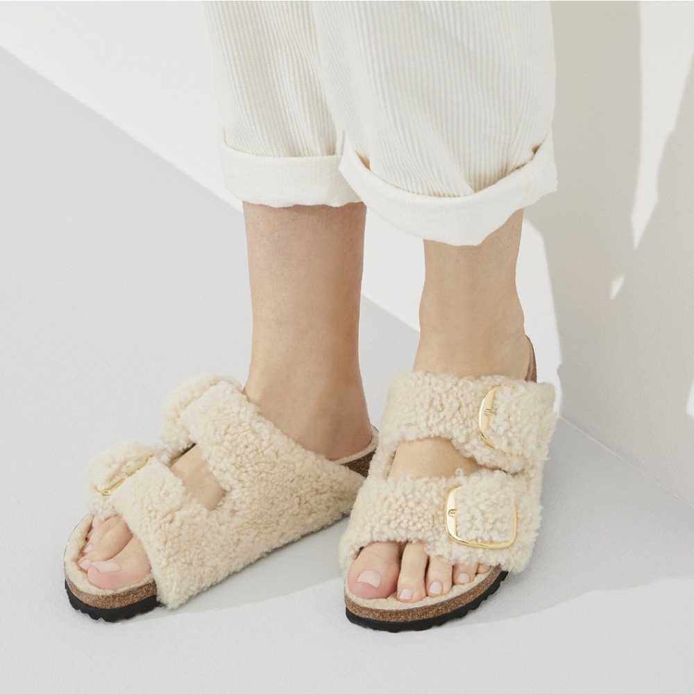 Birkenstock Arizona Big Buckle Teddy Shearling Cream Plush Slides / Sandle sz 40